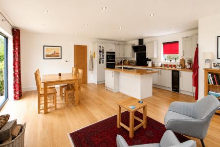 4 bedroom Detached house for sale in Waterford Lane, Cherry Willingham, LN3