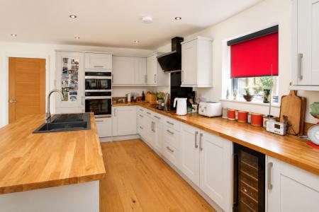 4 bedroom Detached house for sale in Waterford Lane, Cherry Willingham, LN3