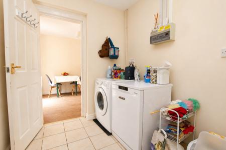 3 bedroom Detached bungalow for sale in Silver Street, North Clifton, NG23