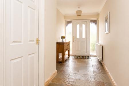 3 bedroom Detached bungalow for sale in Silver Street, North Clifton, NG23