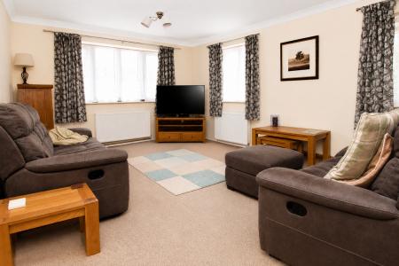 3 bedroom Detached bungalow for sale in Silver Street, North Clifton, NG23