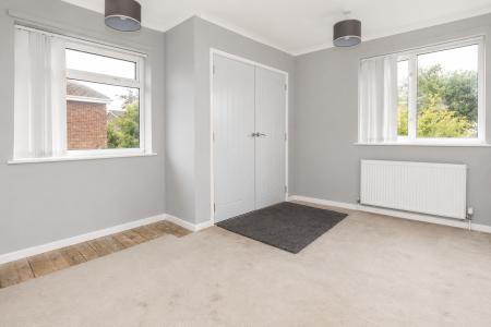 5 bedroom Detached house for sale in Cromwell Close, Washingborough, LN4