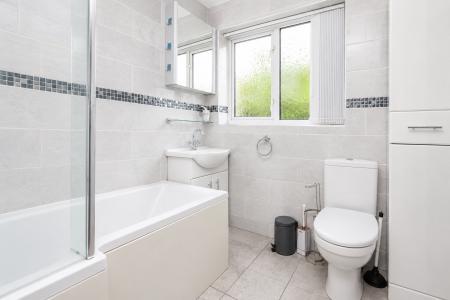 5 bedroom Detached house for sale in Cromwell Close, Washingborough, LN4