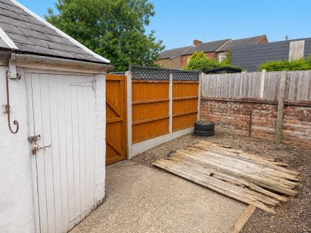 2 bedroom End of terrace house for sale in Wellington Street, Lincoln, LN1