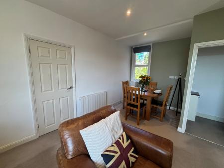 1 bedroom Flat to let in Spring Hill, City Centre, Lincoln, LN1