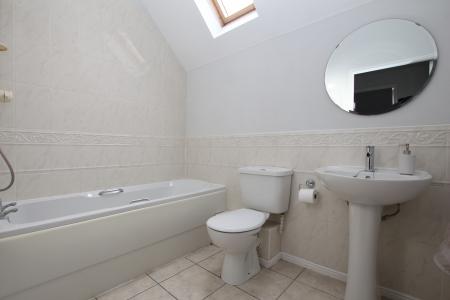 2 bedroom Coach House to let in Madden Close, Lincoln, LN1
