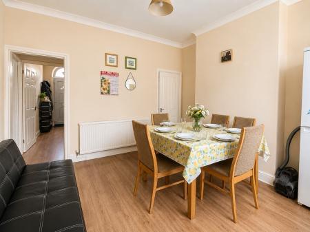 2 bedroom Terraced House for sale in St Hughs Street, Lincoln, LN2