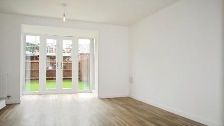 3 bedroom Semi-detached house to let in Vespasian Way, North Hykeham, LN6