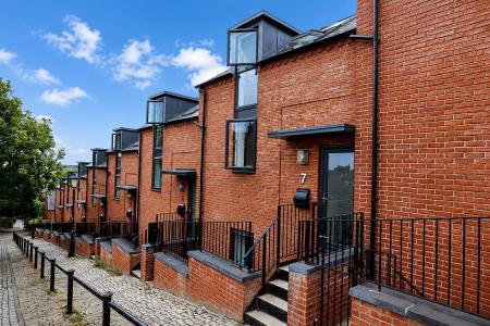 Motherby Hill, Lincoln, LN1