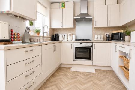 3 bedroom Town house for sale in Rutland Avenue, Waddington, LN5