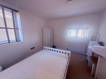 3 bedroom Terraced House for sale in Motherby Hill, Lincoln, LN1