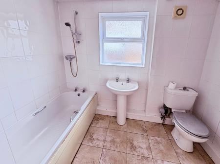 3 bedroom End of terrace house for sale in Eastbourne Street, Lincoln, LN2