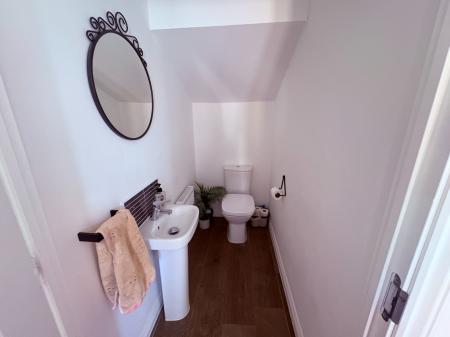 3 bedroom Detached house for sale in Kirk Road, Branston, LN4