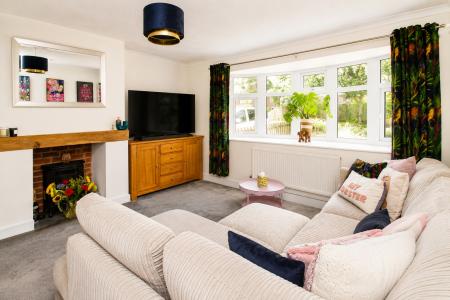 3 bedroom Bungalow for sale in Highfields, Nettleham, LN2