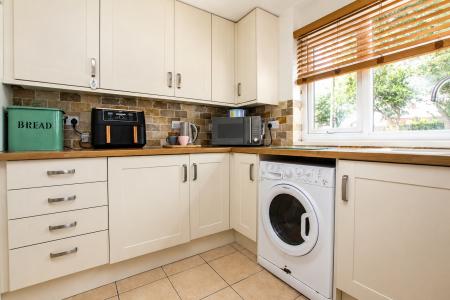3 bedroom Bungalow for sale in Highfields, Nettleham, LN2