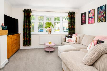3 bedroom Bungalow for sale in Highfields, Nettleham, LN2