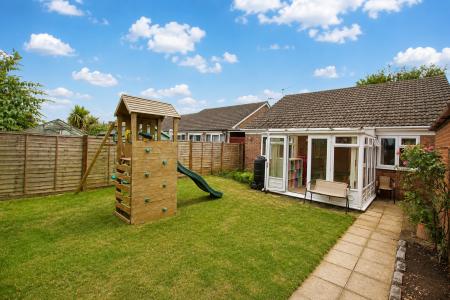 3 bedroom Bungalow for sale in Highfields, Nettleham, LN2