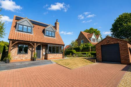 Beckside, Normanby-by-Spital, LN8