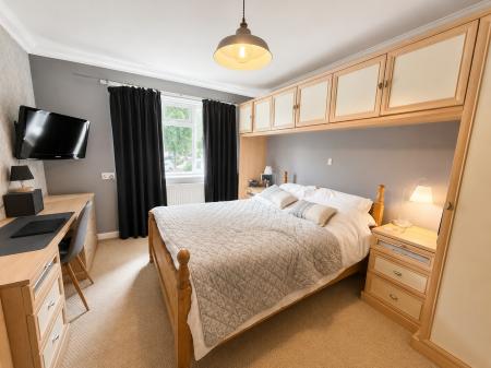 3 bedroom End of terrace house for sale in Chaucer Drive, Lincoln, LN2
