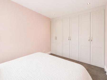 3 bedroom Semi-detached house for sale in Oakdene Avenue, Bracebridge Heath, LN4