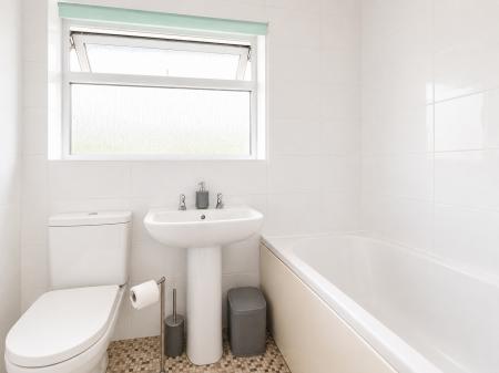2 bedroom Semi-detached house for sale in Swaby Close, Lincoln, LN2