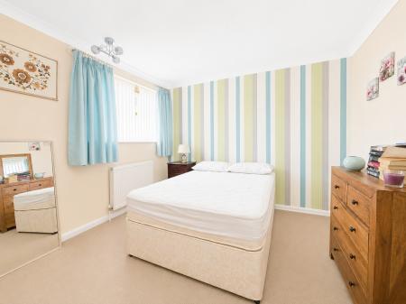 3 bedroom Semi-detached house for sale in Sykes Lane, Saxilby, LN1