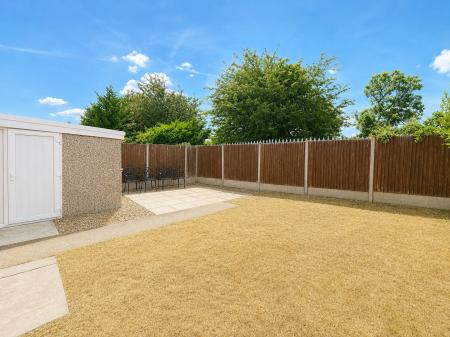 3 bedroom Semi-detached house for sale in Sykes Lane, Saxilby, LN1