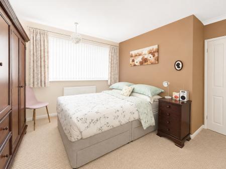 3 bedroom Semi-detached house for sale in Sykes Lane, Saxilby, LN1