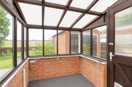 2 bedroom Bungalow for sale in Riseholme Lane, Riseholme, LN2