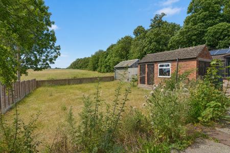 2 bedroom Bungalow for sale in Riseholme Lane, Riseholme, LN2