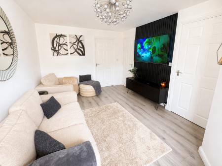 2 bedroom Semi-detached house for sale in Cupola Close, North Hykeham, LN6