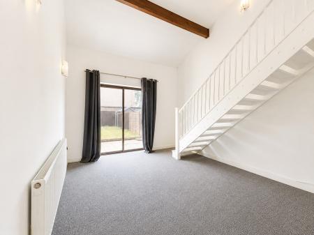 1 bedroom Terraced House to let in Spilsby Close, Lincoln, LN6