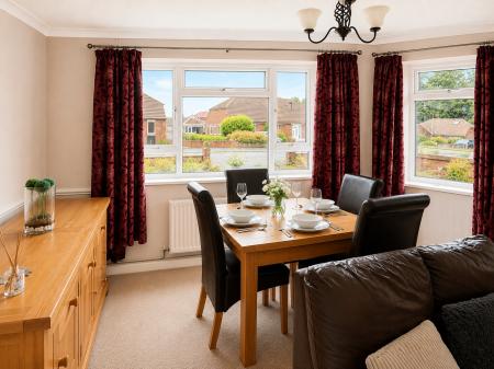 3 bedroom Detached bungalow for sale in The Link, Bracebridge Heath, LN4
