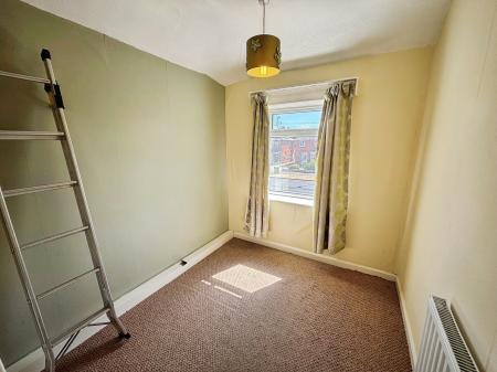 3 bedroom Semi-detached house to let in Moorland Avenue, Lincoln, LN6