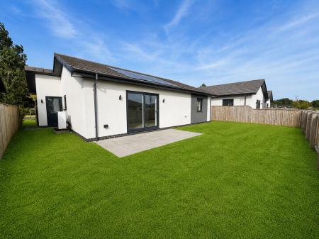 2 bedroom Detached bungalow for sale in The View, Cypress Way, Burton Waters, LN1