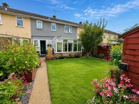 3 bedroom Terraced House for sale in Finch Close, Lincoln, LN6