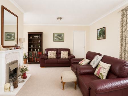 3 bedroom Detached bungalow for sale in Kennedy Road, Bracebridge Heath, LN4