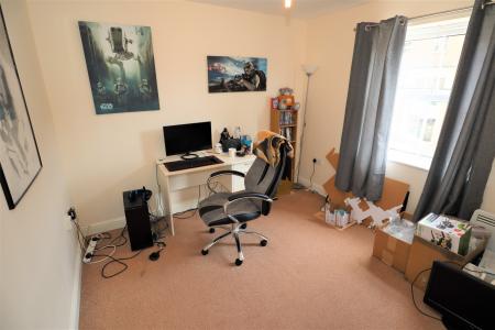 2 bedroom Flat to let in Riverside Drive, Lincoln, LN5