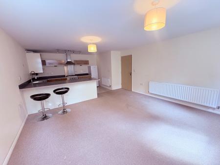 2 bedroom Flat for sale in Manton Road, Lincoln, LN2
