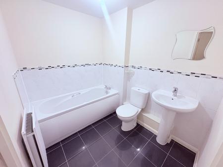 2 bedroom Flat for sale in Manton Road, Lincoln, LN2