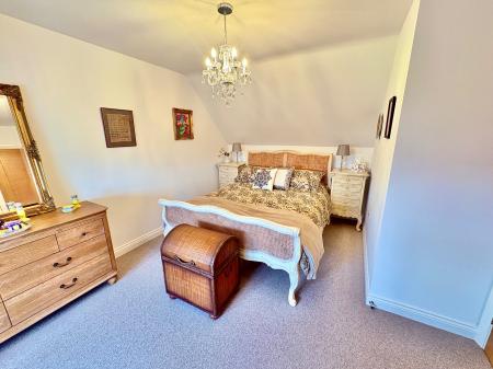 3 bedroom Detached house for sale in Rowan Avenue, Saxilby, LN1