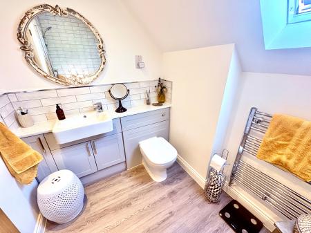 3 bedroom Detached house for sale in Rowan Avenue, Saxilby, LN1