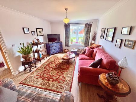 3 bedroom Detached house for sale in Rowan Avenue, Saxilby, LN1