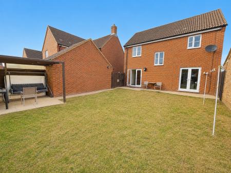 3 bedroom Detached house for sale in Bluebell Walk, Witham St Hughs, LN6