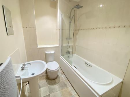 2 bedroom Flat to let in Wesleyan Court, City Centre, Lincoln, LN2