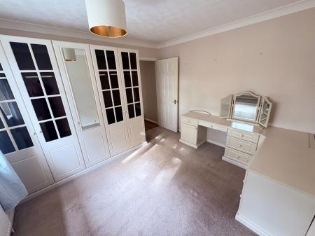 2 bedroom Semi-detached house for sale in Shardloes, Branston, LN4