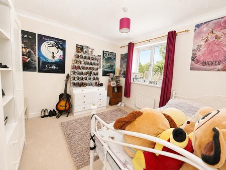 3 bedroom Semi-detached house for sale in Fulmar Road, Lincoln, LN6