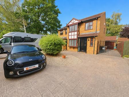 3 bedroom Semi-detached house for sale in Fulmar Road, Lincoln, LN6