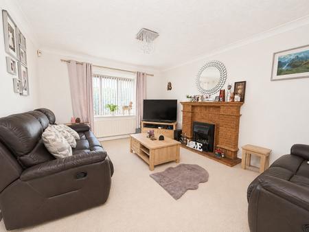 3 bedroom Semi-detached house for sale in Fulmar Road, Lincoln, LN6
