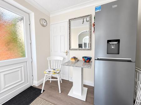 3 bedroom Semi-detached house for sale in Beswick Close, Lincoln, LN6